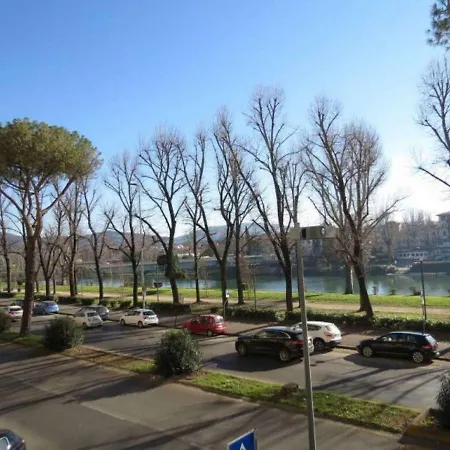 Lungarno Bellariva Florencia
